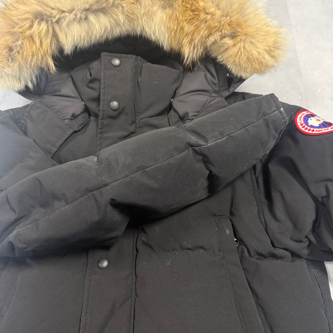 Wyndham Parka Black ( L )