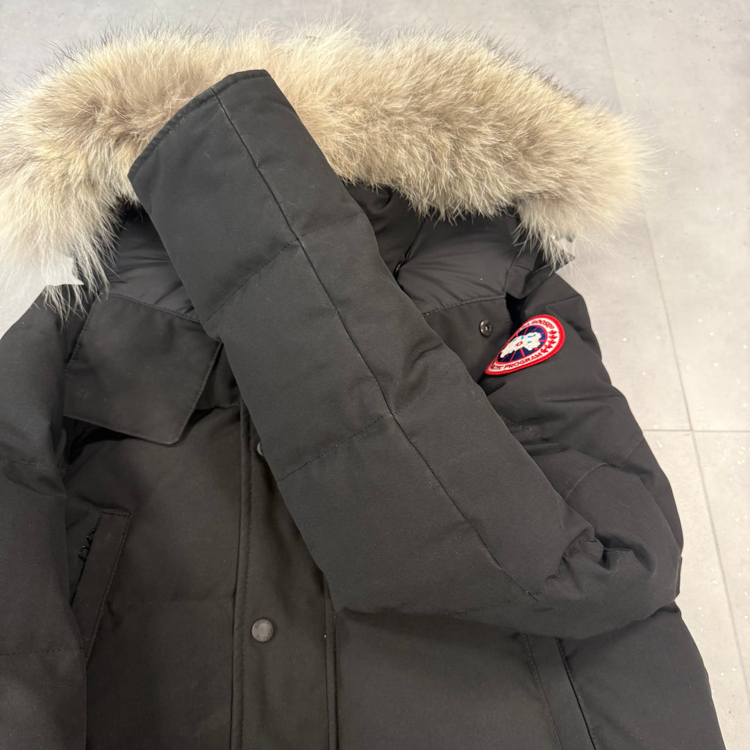 Wyndham Parka Black ( M )