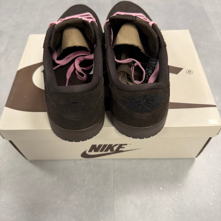 Travis Scott Velvet Brown ( NEW )