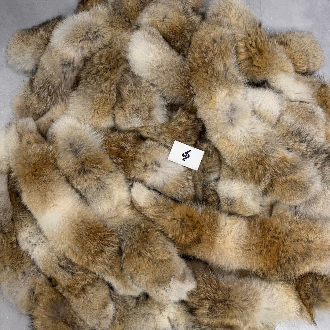 Canada Goose Coyote Fur Trim ( NEW Season )