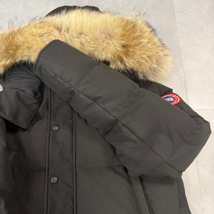 Wyndham Parka Black ( S )