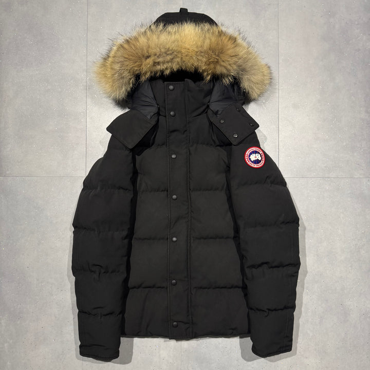 Wyndham Parka Black - 8.5/10 ( M )