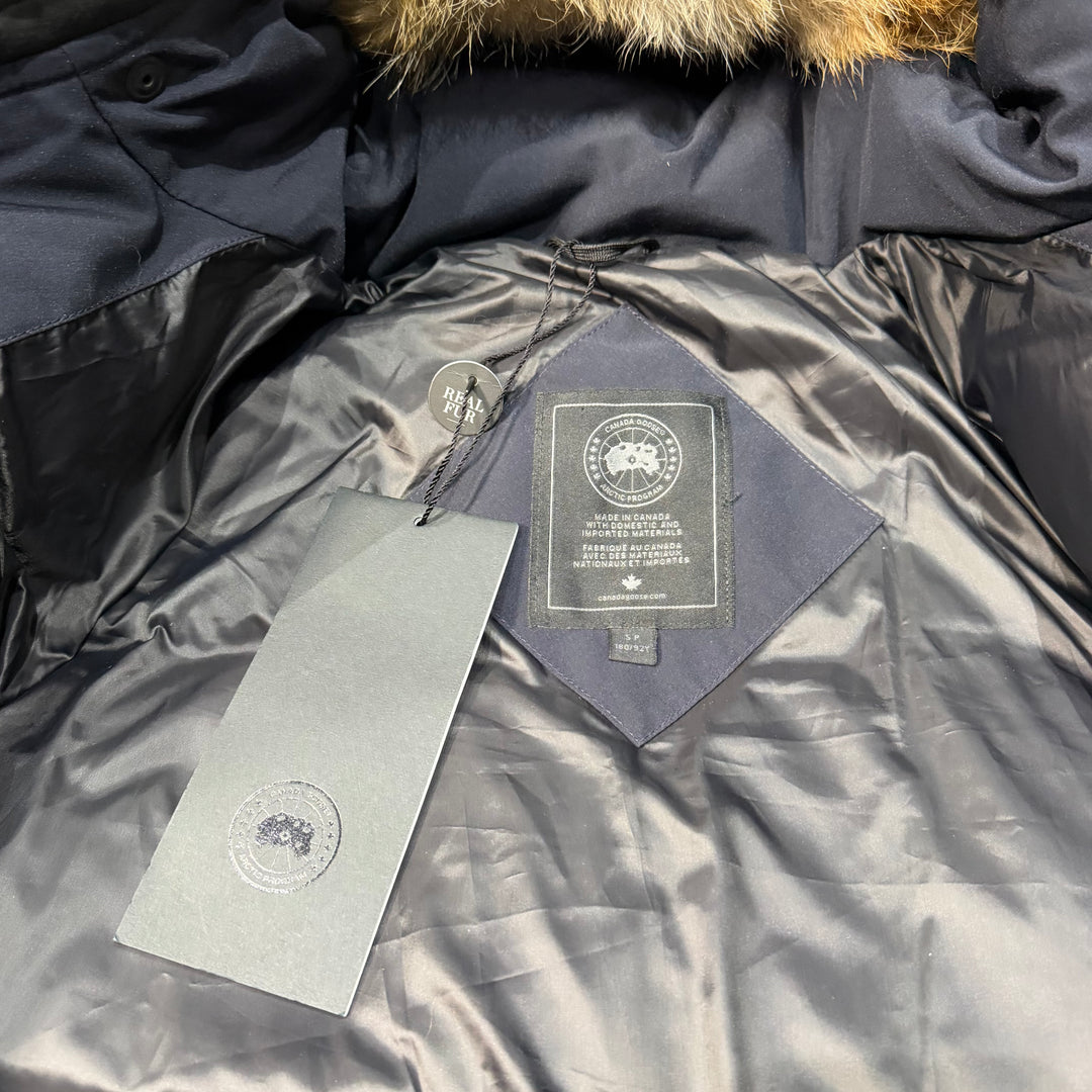 Wyndham Parka Navy ( S )