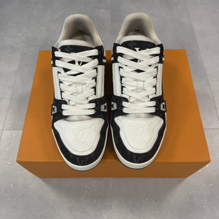 LV Black Denims ( LV8.5 )