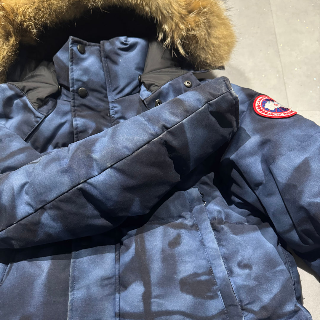 Wyndham Parka Blue Abstract Camo - 8.5/10 ( M )