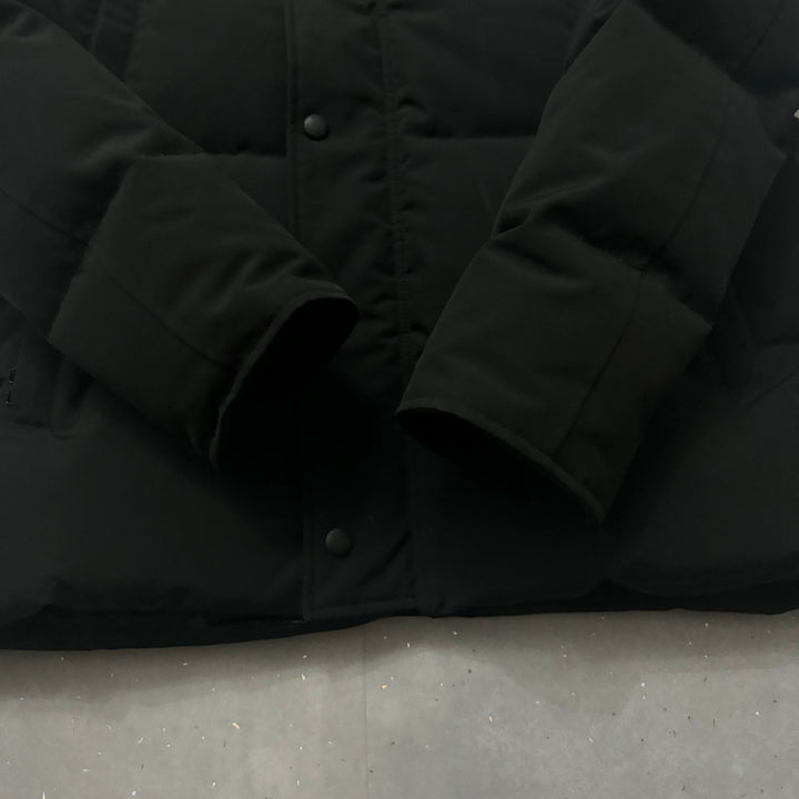 Wyndham Parka Black - 9/10