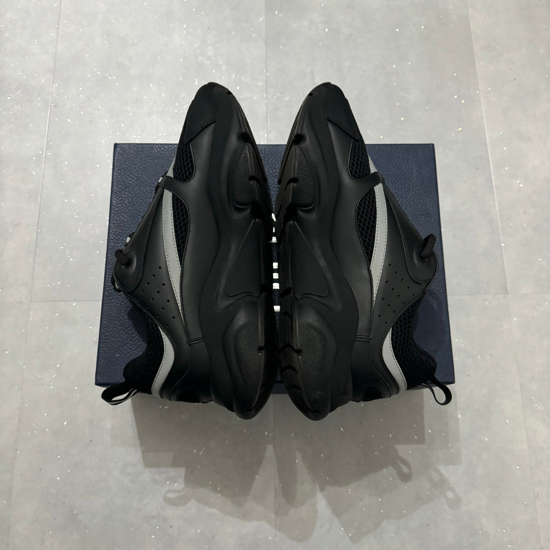 Dior B22 Triple Black - 9.5/10