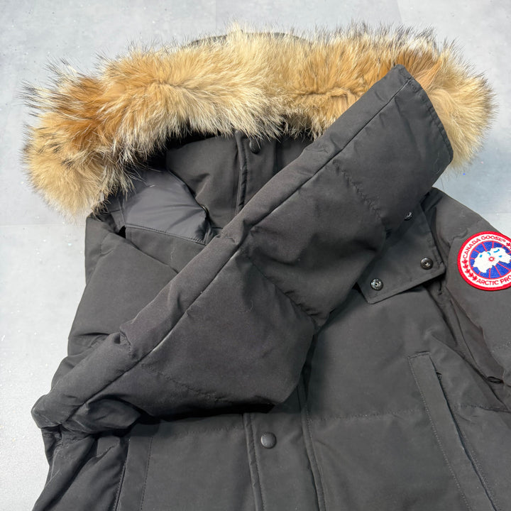 Wyndham Parka Black ( M )
