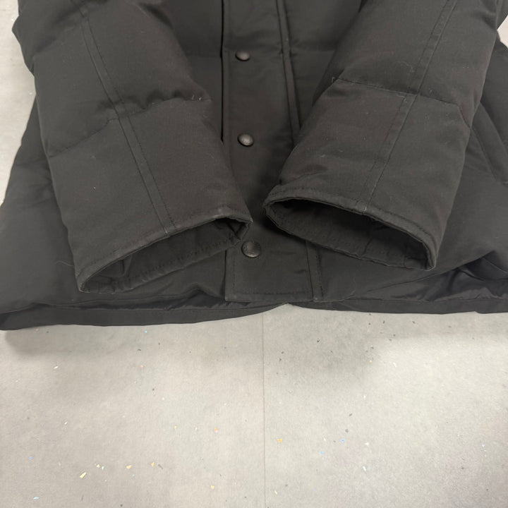 Wyndham Parka Black ( S )
